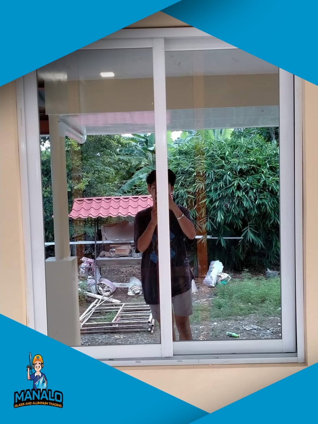 White aluminum sliding window with clear glass